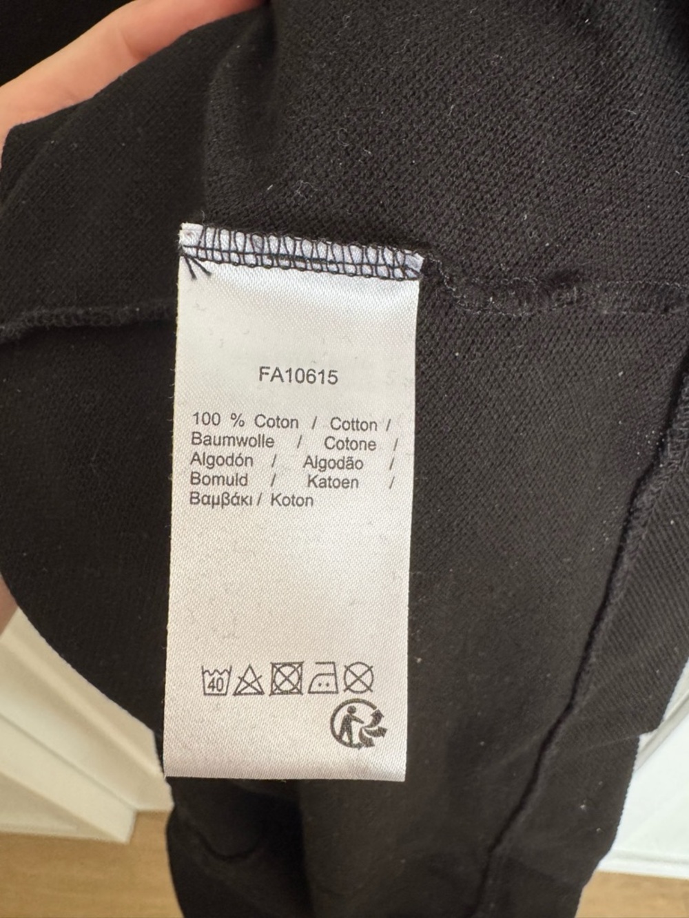 Lacoste black polo - Picture 2 of 3